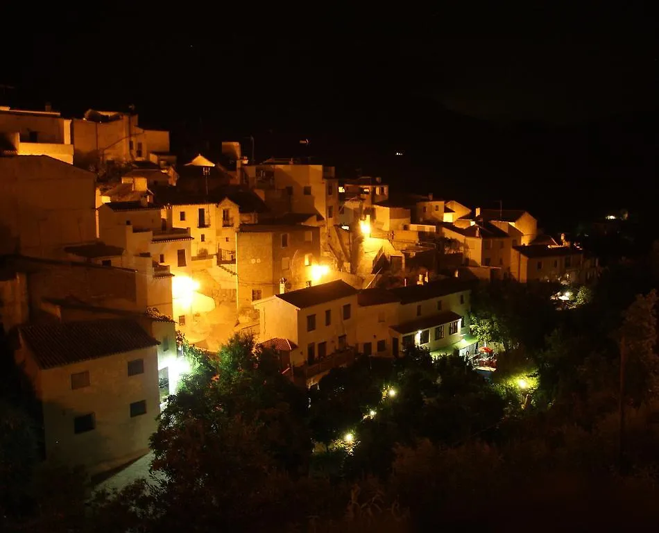 La Despensa Del Valle Restabal Hotel
