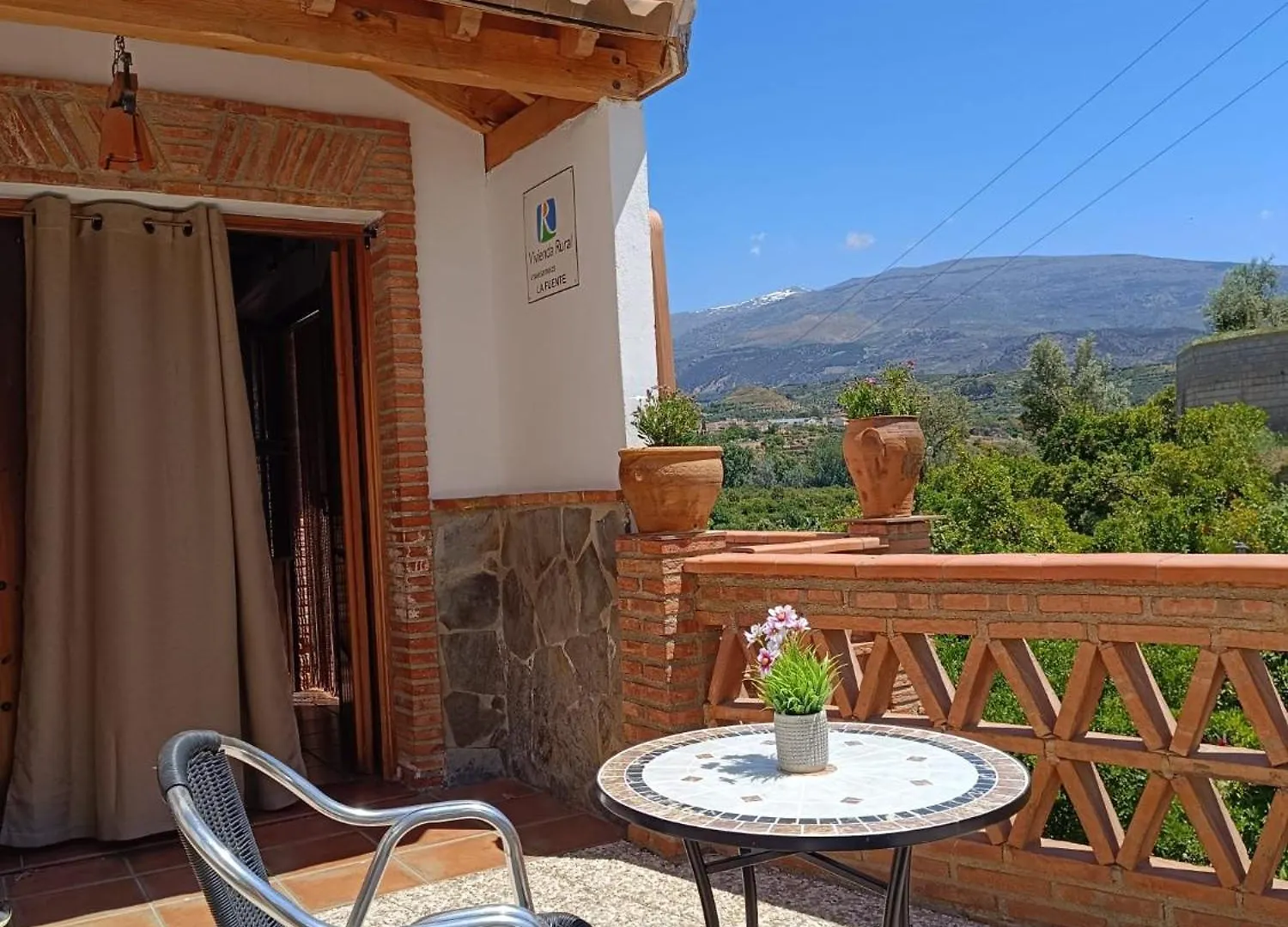 La Despensa Del Valle Restabal Hotel